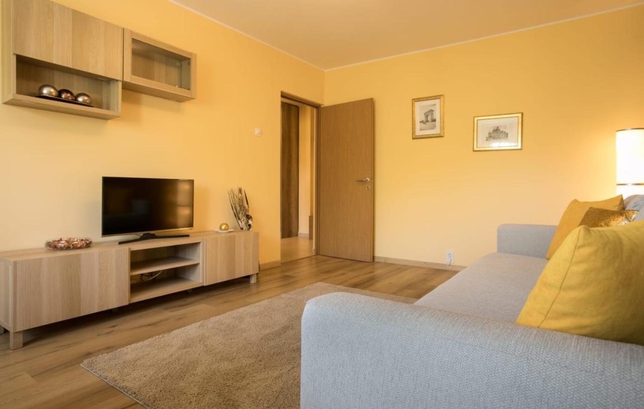 Golden Apartment Baneasa Bukareszt Zewnętrze zdjęcie